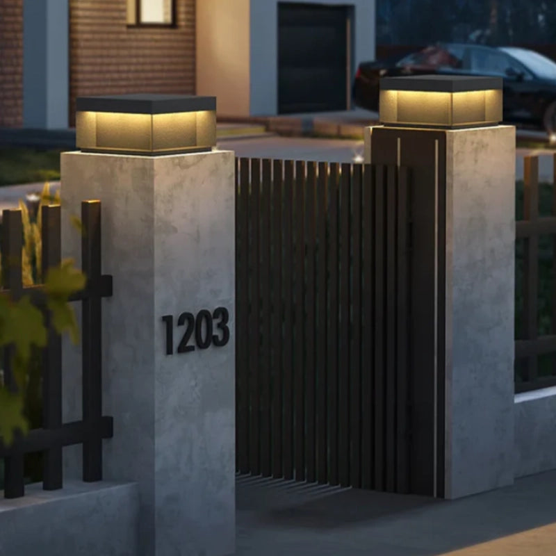 Vela Solar Lights 4-Piece Set