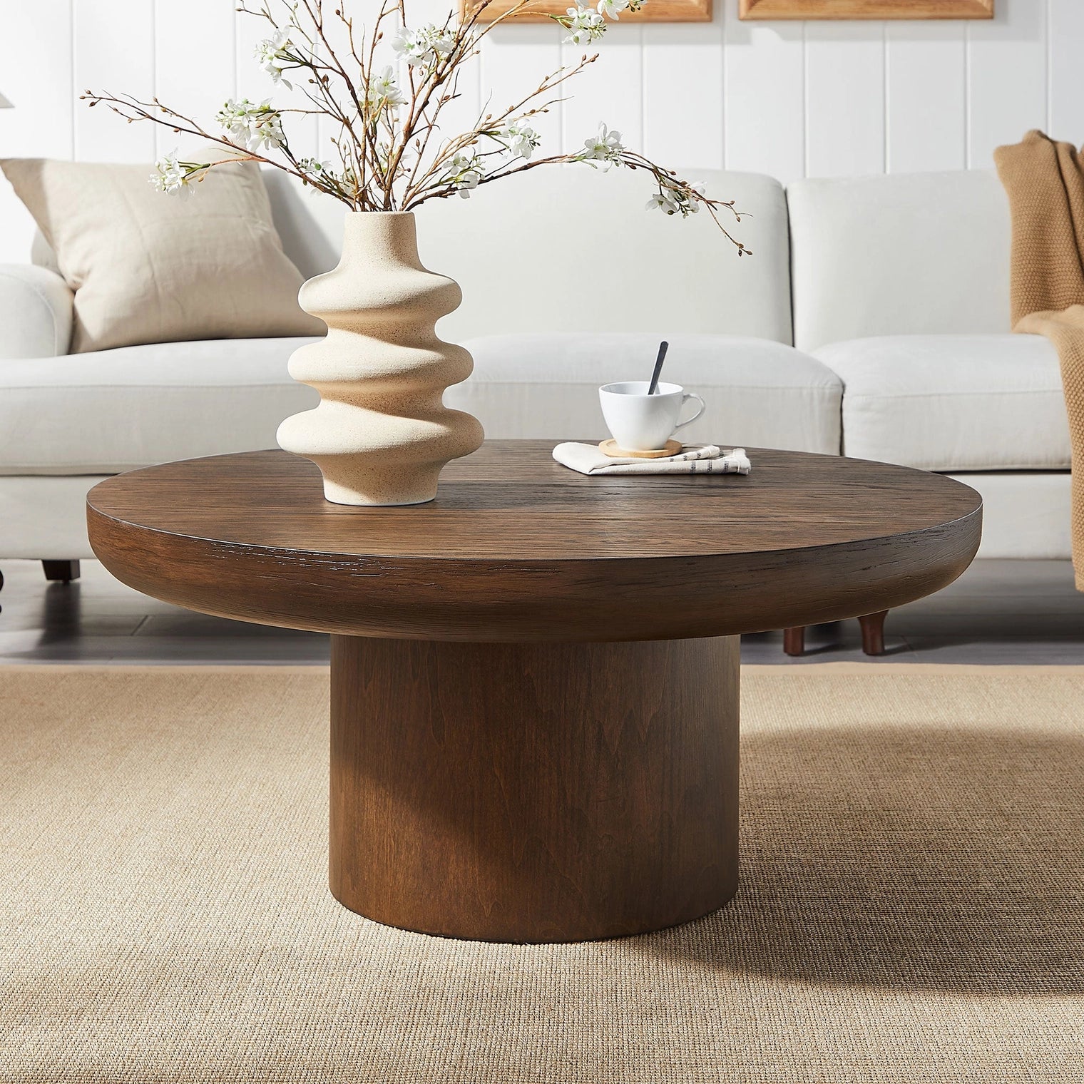 Round Coffee Table with Cylindrical Leg