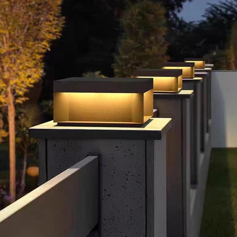 Vela Solar Lights 4-Piece Set